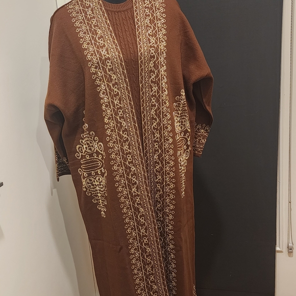 Brown Embroidered Long Sweater - Picture 6 of 9